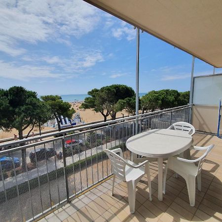 Residence La Zattera Lignano Sabbiadoro Exterior photo
